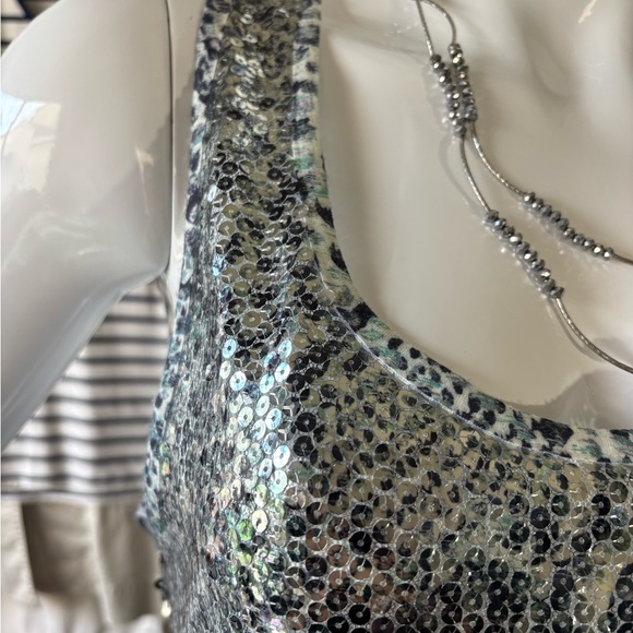Silence + Noise Sequined Snake Print Sleeveless Tank/Tunic Top - Picture 3 of 11